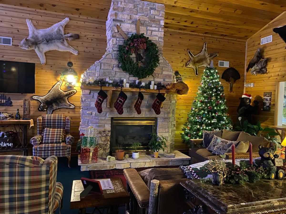 Boulder Bear Motor Lodge Boulder Junction 外观 照片