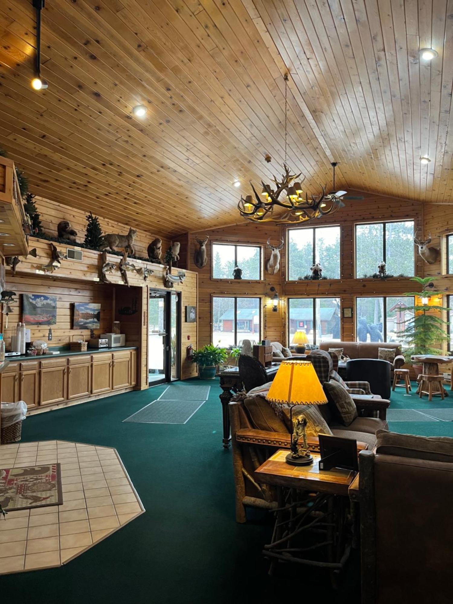 Boulder Bear Motor Lodge Boulder Junction 外观 照片
